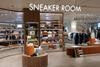 cover sneaker room