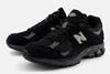 new-balance-2002r-gore-tex-protection-pack-black-1