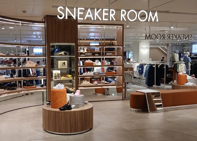 El Corte Inglés is serving sneakerheads in Madrid