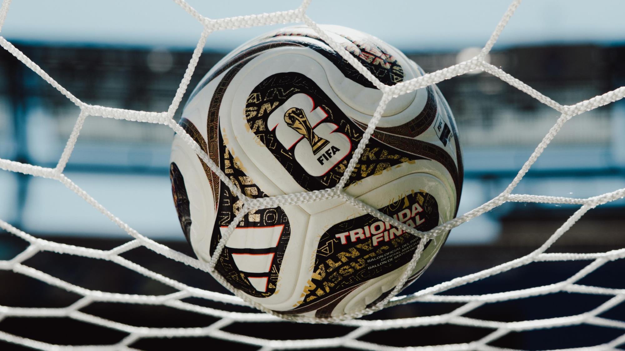 كرة "أديداس تريوندا" (Adidas Trionda) الرسمية لبطولة كأس العالم 2026