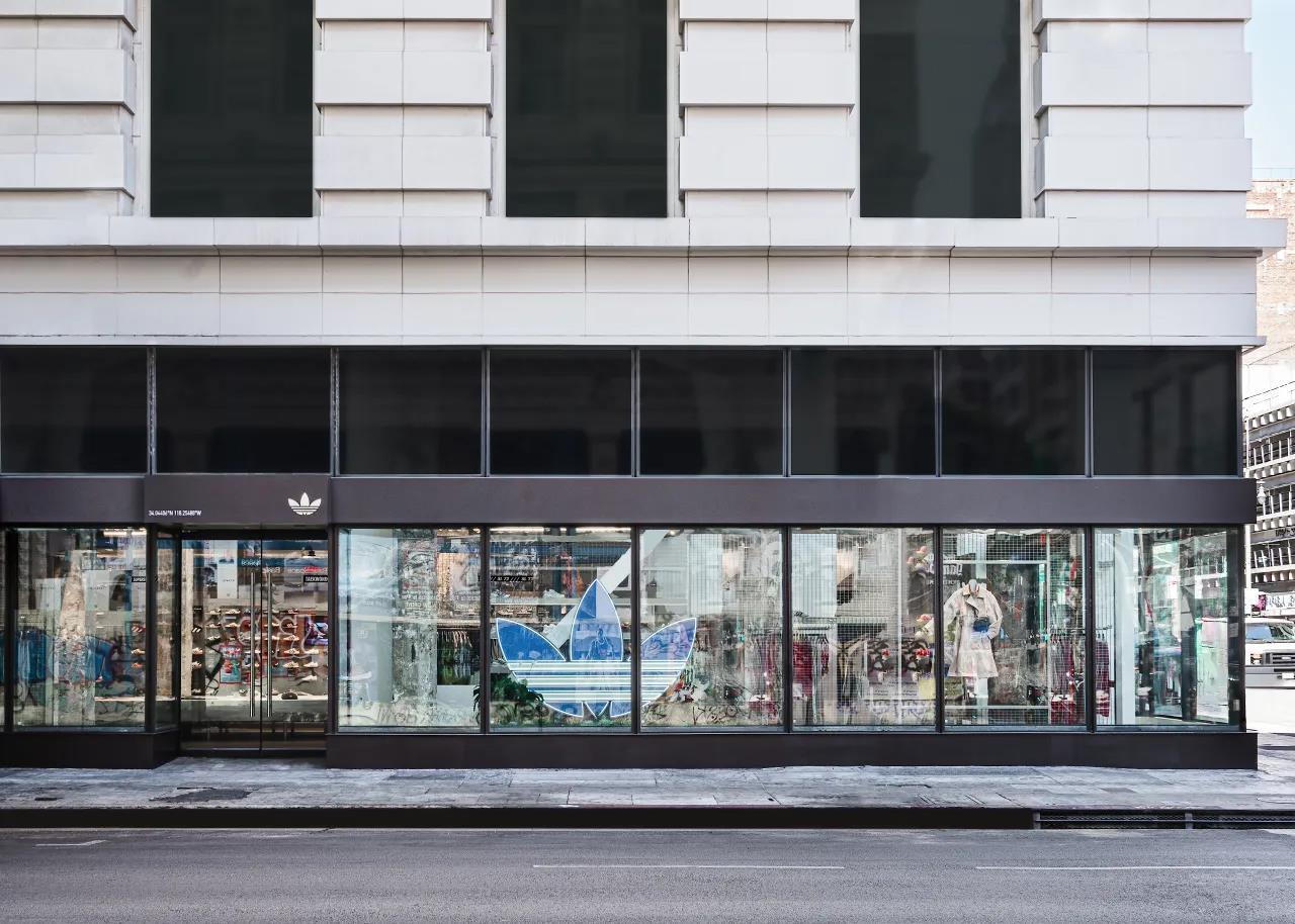 Adidas originals flagship store chicago west hotsell