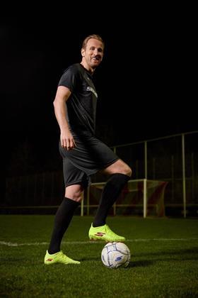 SKECHERS HARRY KANE.jpg