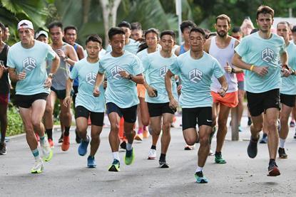 1410 ASICS RUNNING CLUB SINGAPORE
