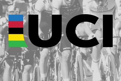 UCI LOGO + foto by Bryan Lucas via Unsplash