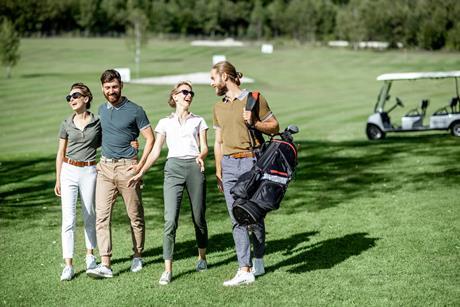 Younger crowd being drawn to golf's status image
