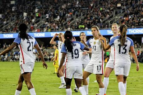 chris-leipelt-CBgEyshBRbM-unsplash