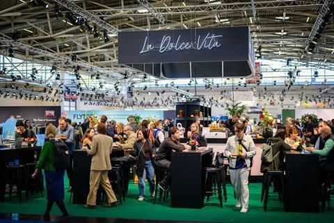 20251029_PERFORMANCE_DAYS_83554