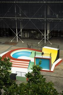 Nike_Centre Pompidou_cycloide-piazza-by-raphael-zarka-23