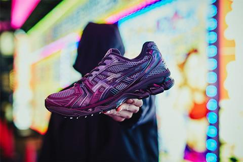 gel kayano tokyo nightlife