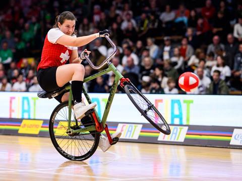 cycle-ball women