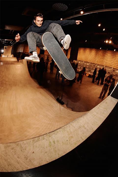 vans store london