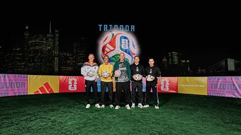 Trionda, the official match ball of the Football World Cup 2026 and athletes Adidas athletes and World Cup winners Jürgen Klinsmann (1990 ), Cafu (1994, 2002 - Brazil), Zinedine Zidane (1998 - France), Alessandro Del Piero (2006 - Italy) and Xavi (2010 -