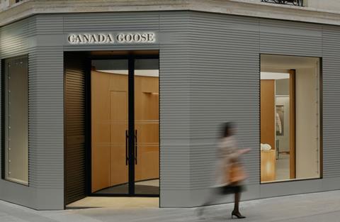 Avenue des Champs-Elysees in Paris