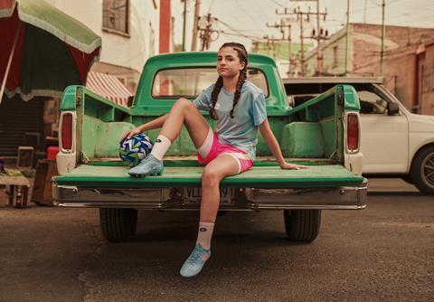 LOTTO-_Loradana_Paletta_US_U17_women-s_national_team_member_and_LOTTO-s_first_US_NIL_athlete_in